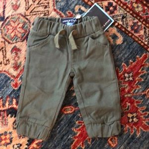 NWT Boys Andy and Evan Green Twill Joggers